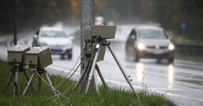 BLITZER GESCHWINDIGKEITSUEBERWACHUNG POLZEI RADAR KONTROLLEN BRILON TOTALLOKAL