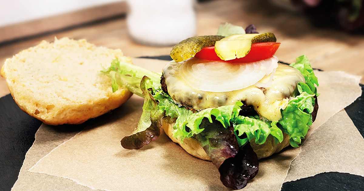 REZEPT KARTOFFEL BURGER KARTOFFELSALAT BURGER BUNS BRILON TOTALLOKAL