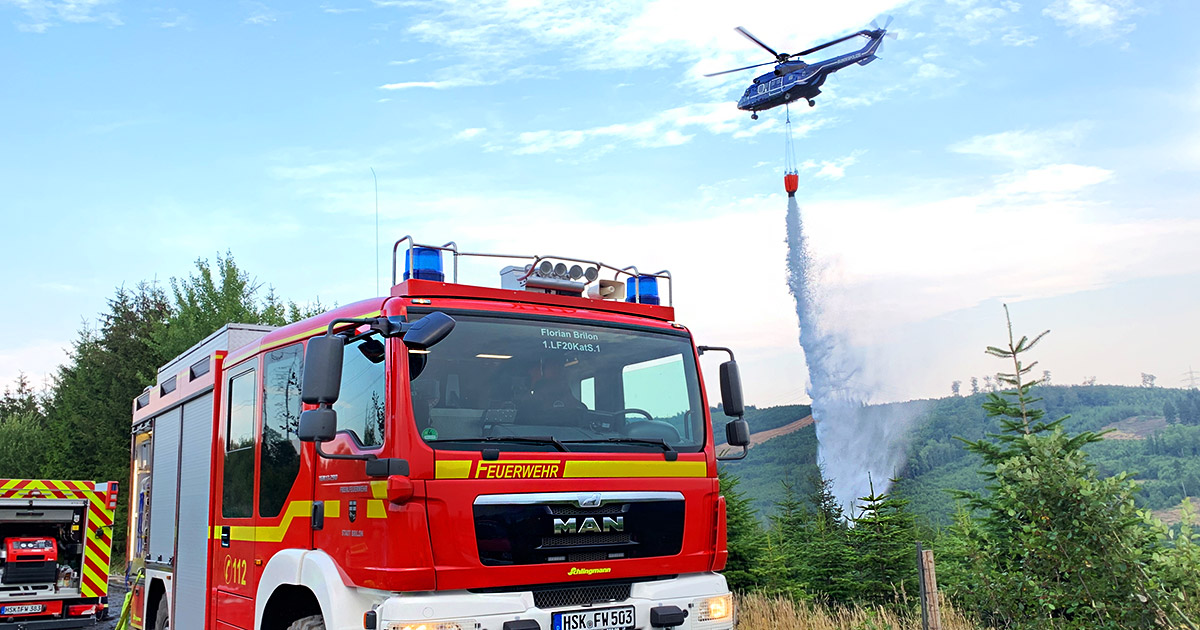 WALDBRANDUEBUNG DER FEUERWEHR BRILON IN BRILON WALD