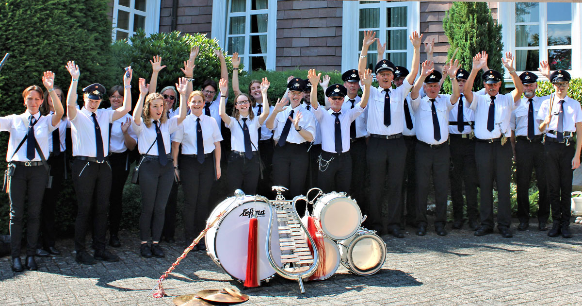 NEUE AUSBILDUNGSGRUPPEN BEIM SPIELMANNSZUG BIGGE OLSBERG