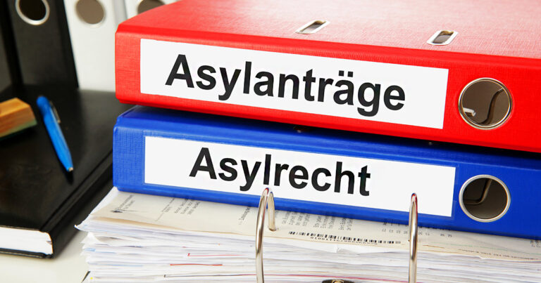 ASYL ANTRAG