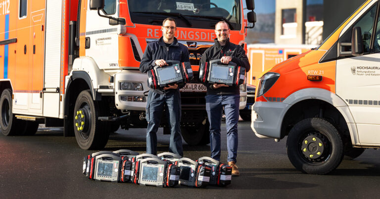 DEFIBRILLATOREN RETTUNGSDIENST