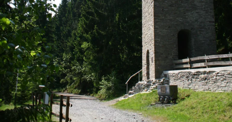 GEFÜHRTE WANDERUNG AUF SPUREN DES BERGBAUS