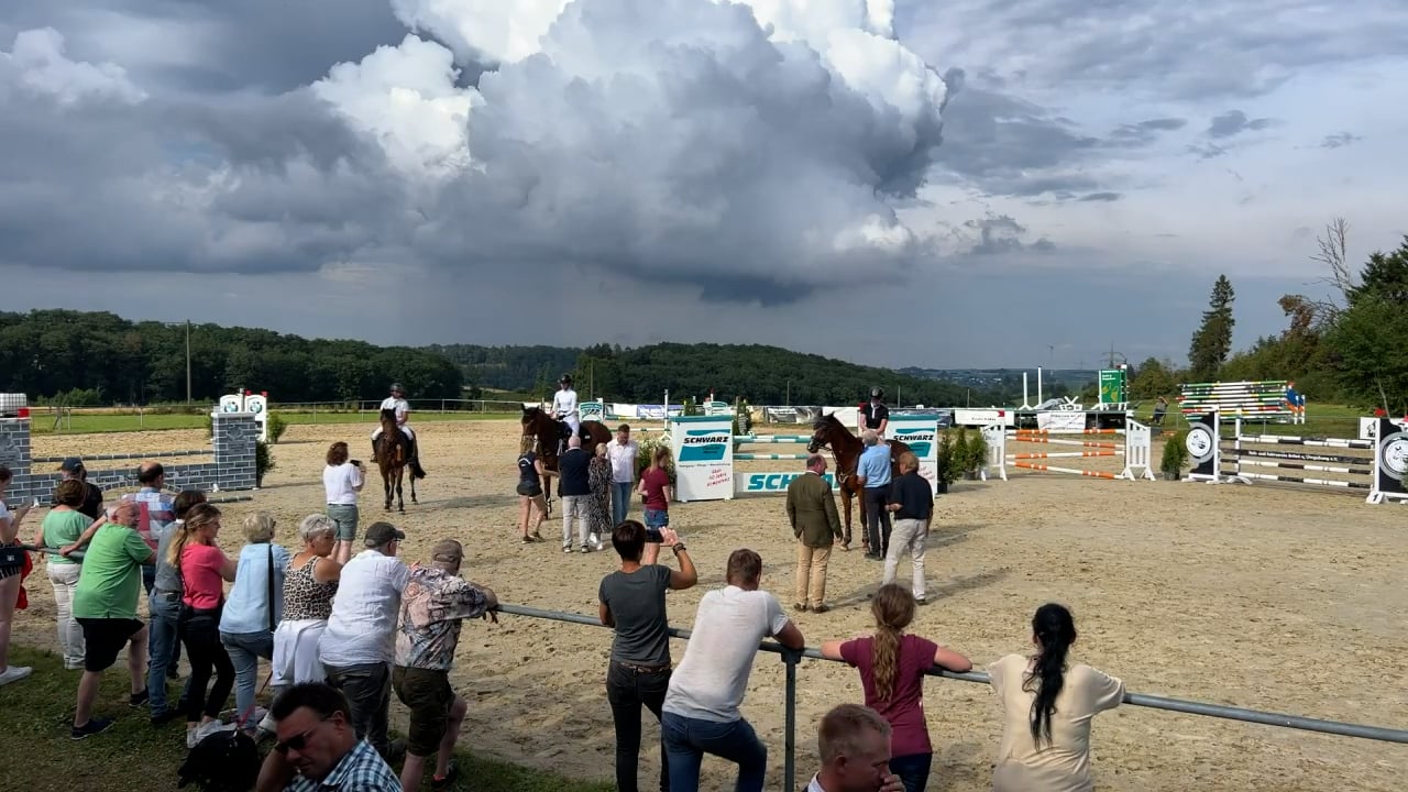 SPRINGTURNIER AUF DER REITANLAGE VOLLBRACHT AM SONNTAG DEN 21.07.2024